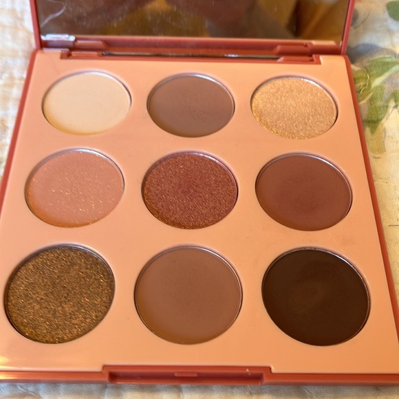 Morphe vintage rose artistry palette - Picture 4 of 4